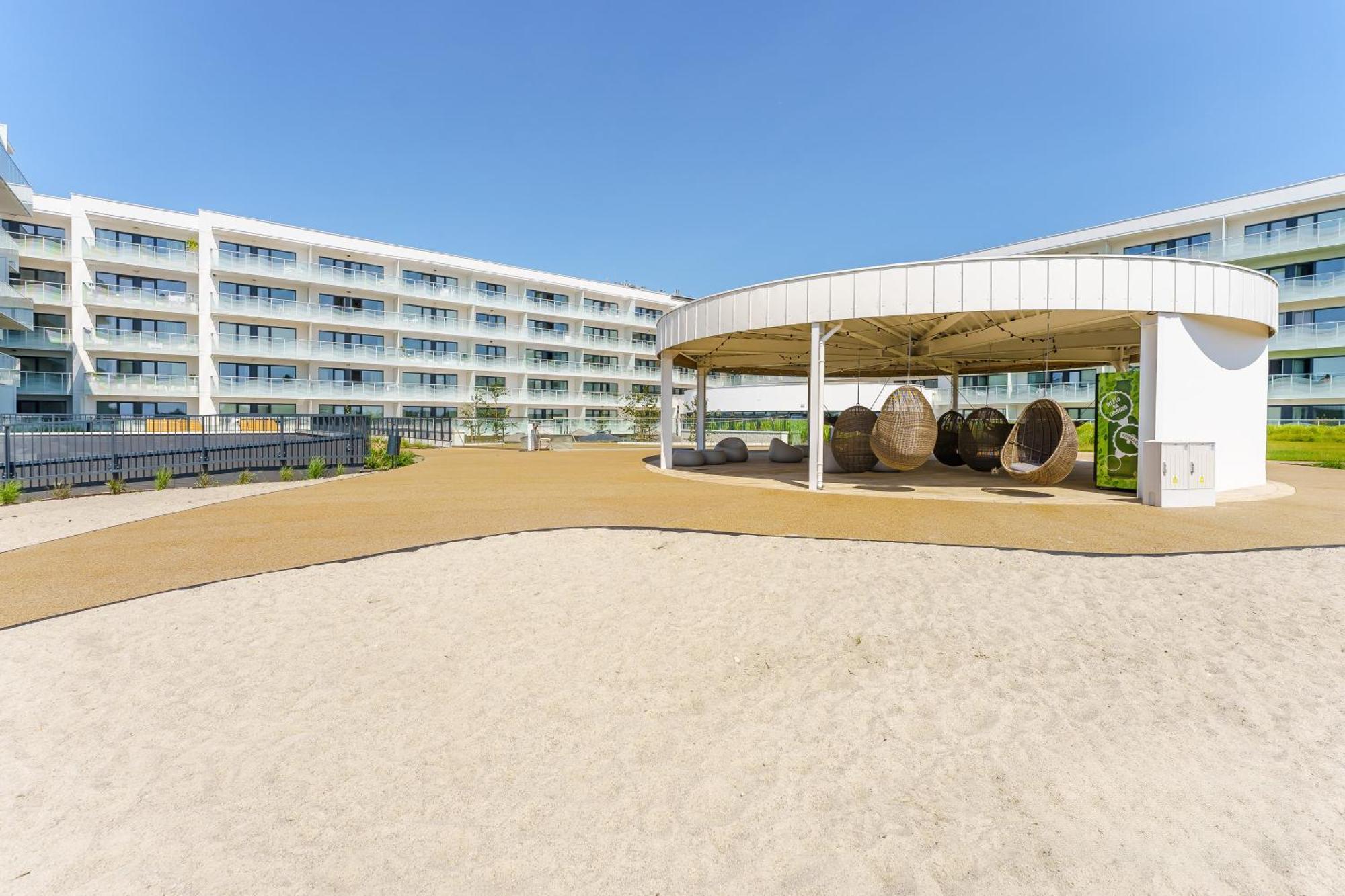 Polanki Aqua Apartamenty Nielimitowany Dostep Do Basenow Parking Free كولوبرزيغ المظهر الخارجي الصورة